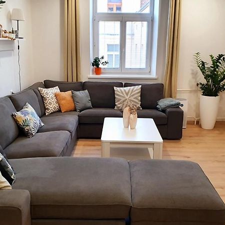 Le Monde Apartment Bratislava - Amazing 5Bdr In Downtown Kültér fotó