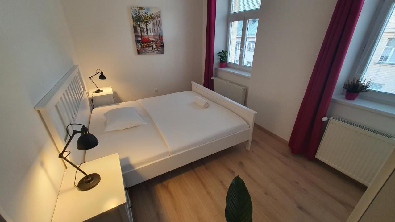 Le Monde Apartment Bratislava - Amazing 5Bdr In Downtown Kültér fotó