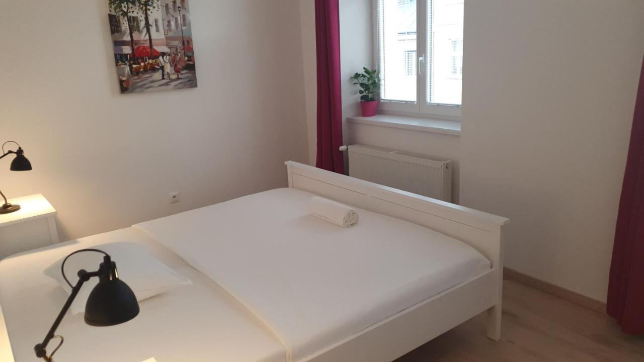 Le Monde Apartment Bratislava - Amazing 5Bdr In Downtown Kültér fotó