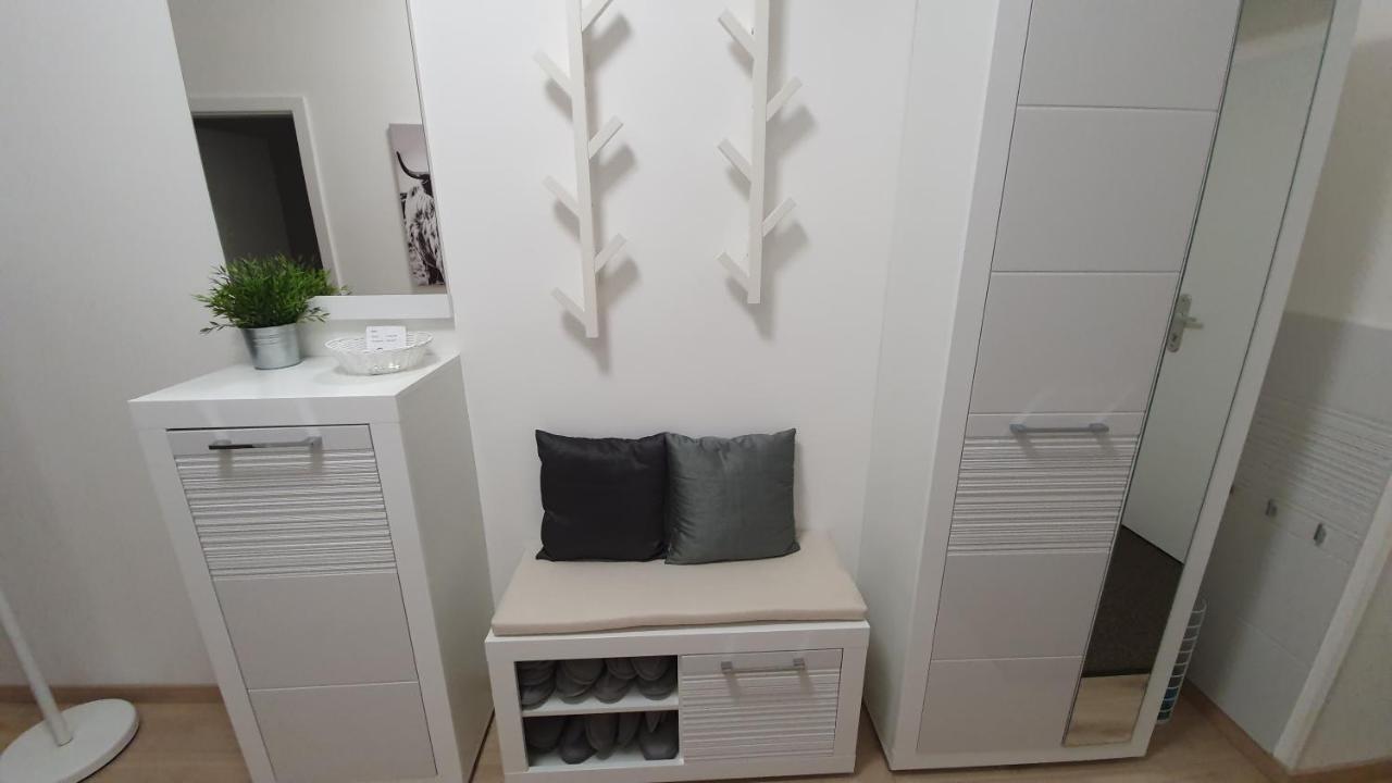 Le Monde Apartment Bratislava - Amazing 5Bdr In Downtown Kültér fotó